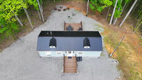 Exterior - 1455 Pine Tree Rd, Nancy, KY 42544 photo 1 of 6