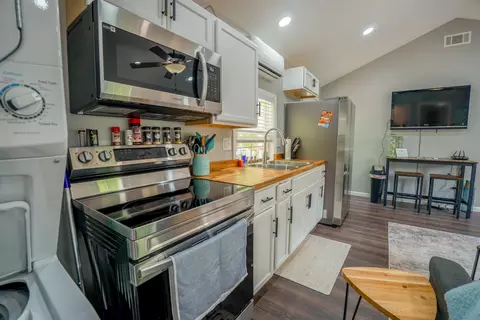 Kitchen - 1455 Pine Tree Rd, Nancy, KY 42544 photo 1 of 1