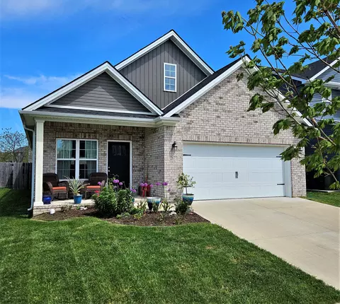 2677 Rockaway Pl, Lexington, KY 40511