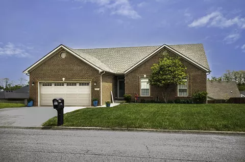 110 Lost Tree Dr, Georgetown, KY 40324 photo 3