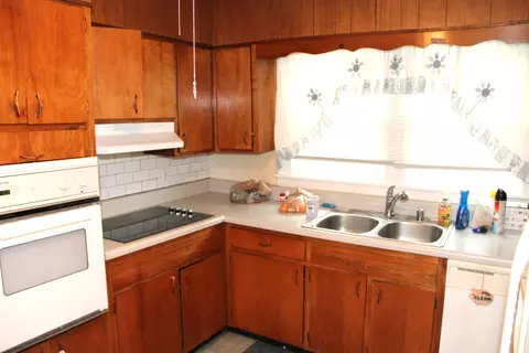 618 W 17th St, Corbin, KY 40701 photo 9