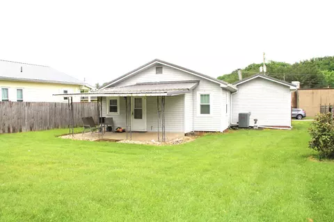 618 W 17th St, Corbin, KY 40701 photo 3