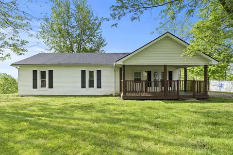 3508 1032 Hwy, Berry, KY 41003