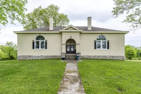 1678 Little Hickman Rd, Nicholasville, KY 40356