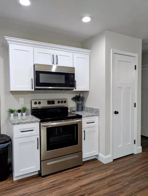 Kitchen - 156 Sampson St, Corbin, KY 40701 photo 4 of 6
