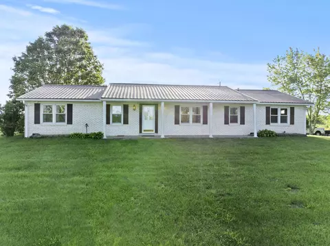 33 Dry Ridge Rd, Frankfort, KY 40601