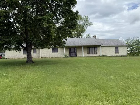 8023 Old Richmond Rd, Lexington, KY 40515