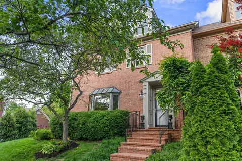 303 Patchen Dr, Lexington, KY 40517