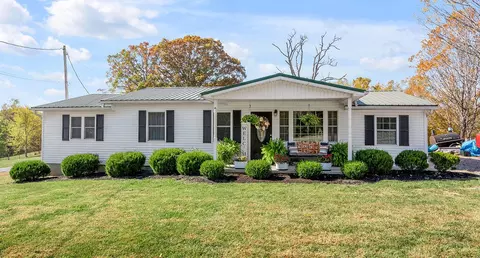 2482 Mina Station Rd, Winchester, KY 40391
