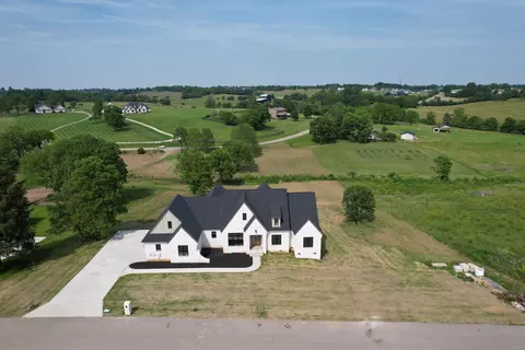 1110 Craig Xing, Winchester, KY 40391