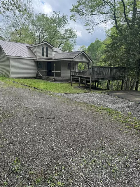 82 Millstone Dr, Millstone, KY 41838 photo 4