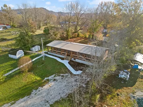 740 N Main St, Stanton, KY 40380 photo 42