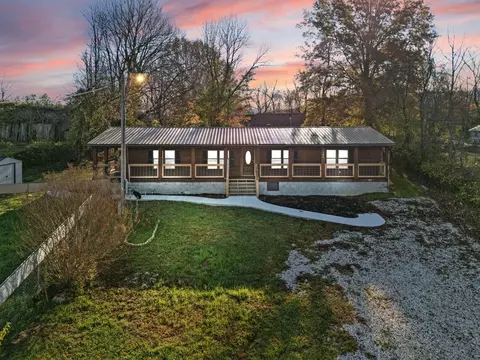 740 N Main St, Stanton, KY 40380 photo 6
