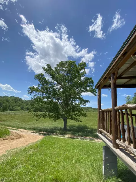Exterior - 210 Sunset View Rd, Tyner, KY 40486 photo 3 of 12