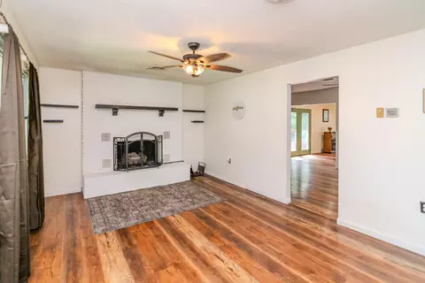 1102 Iroquois Dr, Mount Sterling, KY 40353