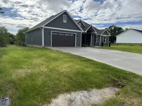 66 Driftwood Way, Corbin, KY 40701 photo 2
