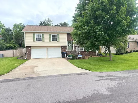 165 Bellemeade Dr, Frankfort, KY 40601