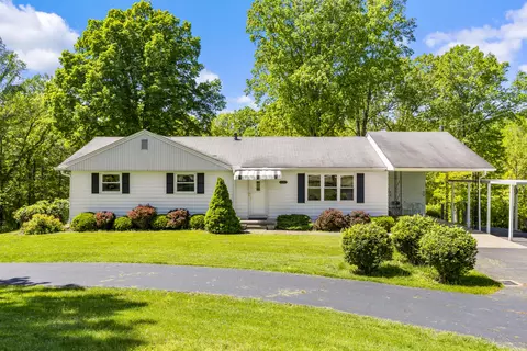 450 Dogwood Ln, West Liberty, KY 41472
