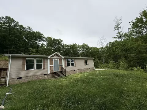 624 Calk Lake Rd, Jeffersonville, KY 40337
