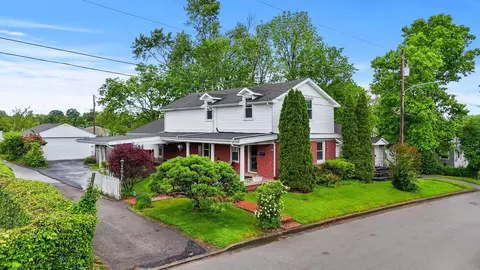 504 W College St, Georgetown, KY 40324