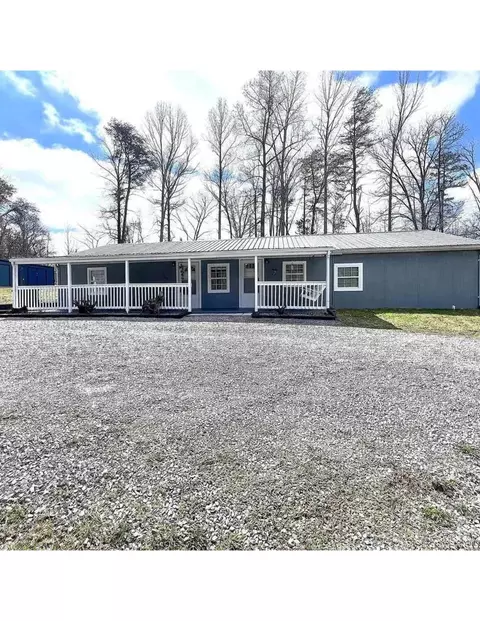 745 Clear Springs Rd, Columbia, KY 42728