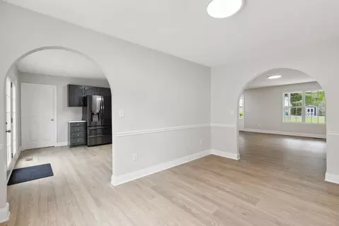 Entry Way - 113 Maher Dr, Morehead, KY 40351 photo 1 of 3