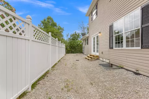 Exterior - 113 Maher Dr, Morehead, KY 40351 photo 3 of 4