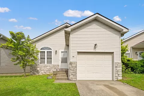 3772 Lady Di Ln, Lexington, KY 40517