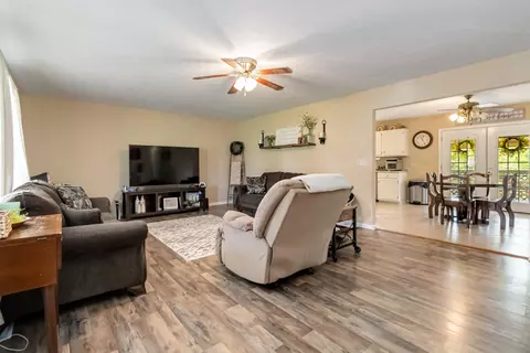 216 Carnation Dr, Corbin, KY 40701 photo 7