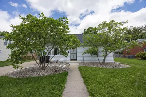 1667 Strader Dr, Lexington, KY 40505
