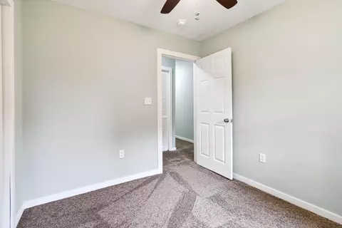 Bedroom - 1008 Plainview Dr, Danville, KY 40422 photo 2 of 6