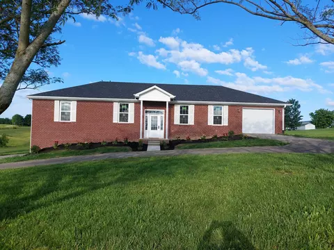 253 Candlelight Dr, Stanford, KY 40484