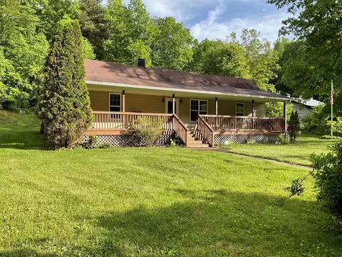 33 Banta Road Rd, Olive Hill, KY 41164
