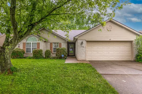 142 Powhatan Trl, Versailles, KY 40383