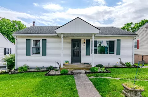 217 Locust Grove Rd, Winchester, KY 40391