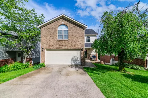330 Village Dr, Frankfort, KY 40601