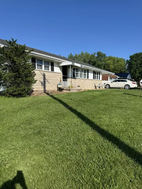 402 W West Water Street St, Flemingsburg, KY 41041