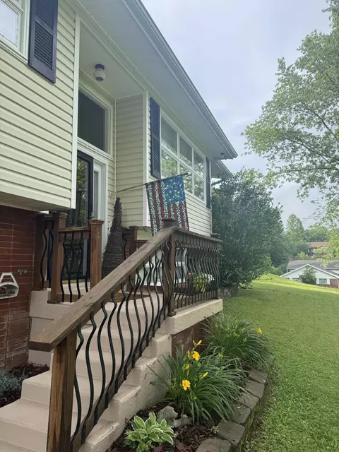 93 Collier Ave, Jackson, KY 41339 photo 3