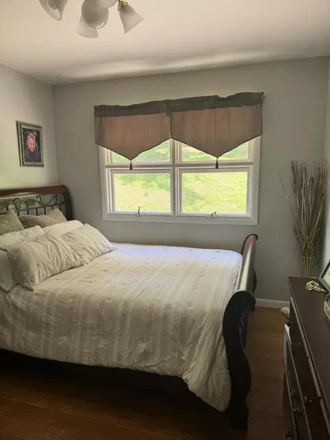 93 Collier Ave, Jackson, KY 41339 photo 12
