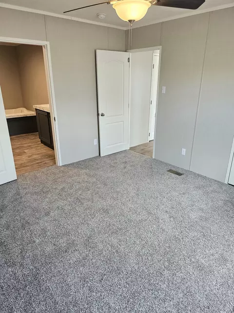 Bedroom - 4014 N 830 Hwy, Gray, KY 40734 photo 1 of 3