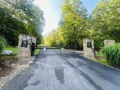 lot9 Brush Mountain Cir, Middlesboro, KY 40856