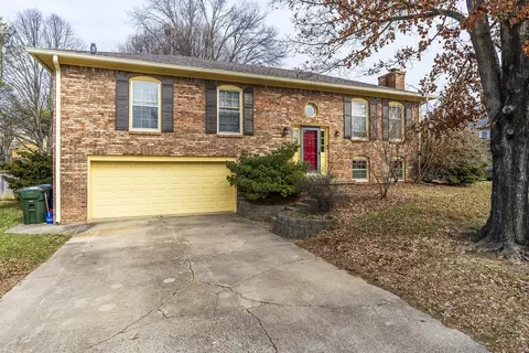 4372 Clemens Dr, Lexington, KY 40514