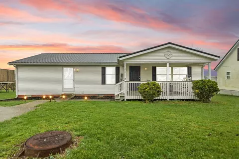 136 Derby Dr, Mount Sterling, KY 40353