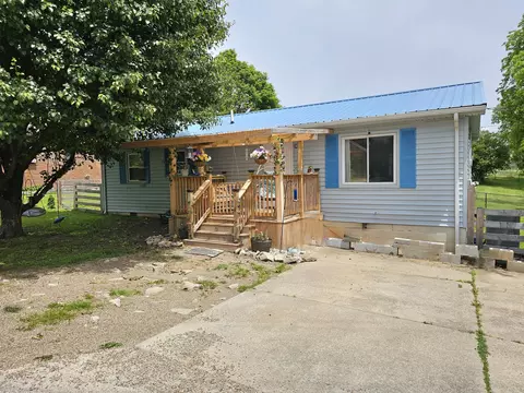 270 Newcomb Ave, Mount Vernon, KY 40456