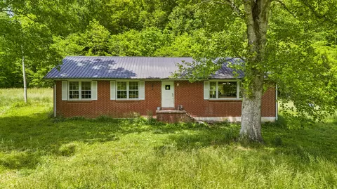 900 Freeman Fork Rd, Jackson, KY 41339