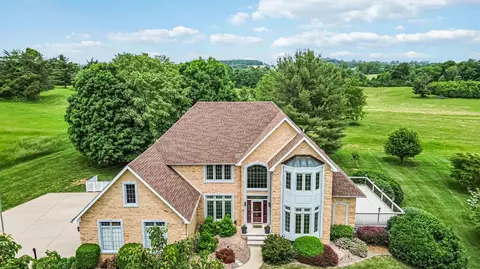 514 Waitsboro Dr, Somerset, KY 42503