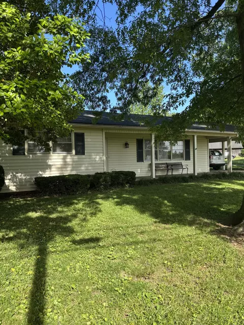 389 Old Paris Pike, Cynthiana, KY 41031