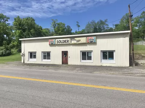 8376 Ky 174 Hwy, Olive Hill, KY 41164