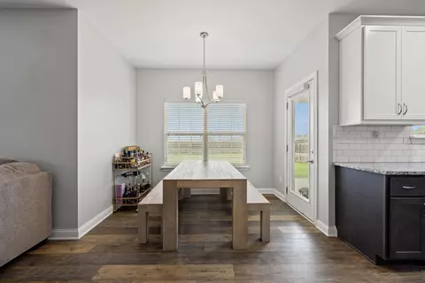Dining - 108 Sun Drop Ln, Georgetown, KY 40324 photo 1 of 1