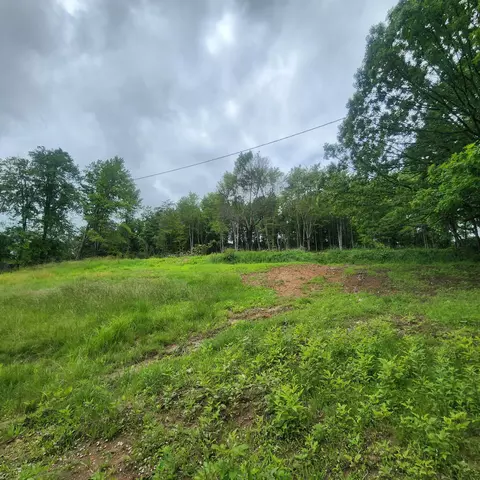 120 Winston Rd, Irvine, KY 40336 photo 3